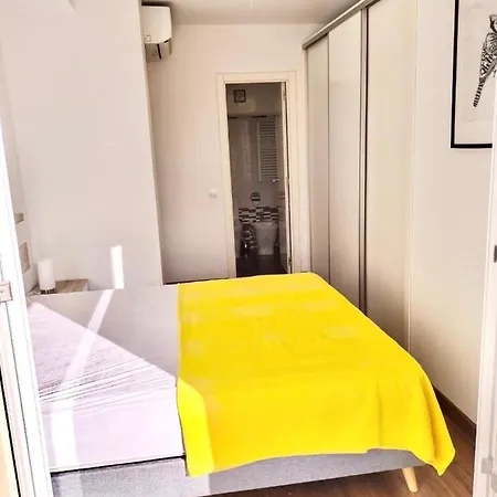 Apartamento Sunny In Center Of ! *